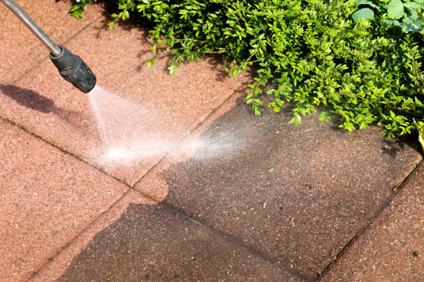 Why Choose Our Certified Pressure Washing Experts for Your Project Needs in Mart, TX?